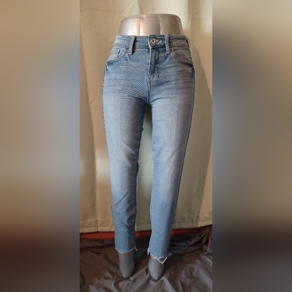 A Celebrity Pink Re-generation Hydro Jeans - Picture 2 of 8